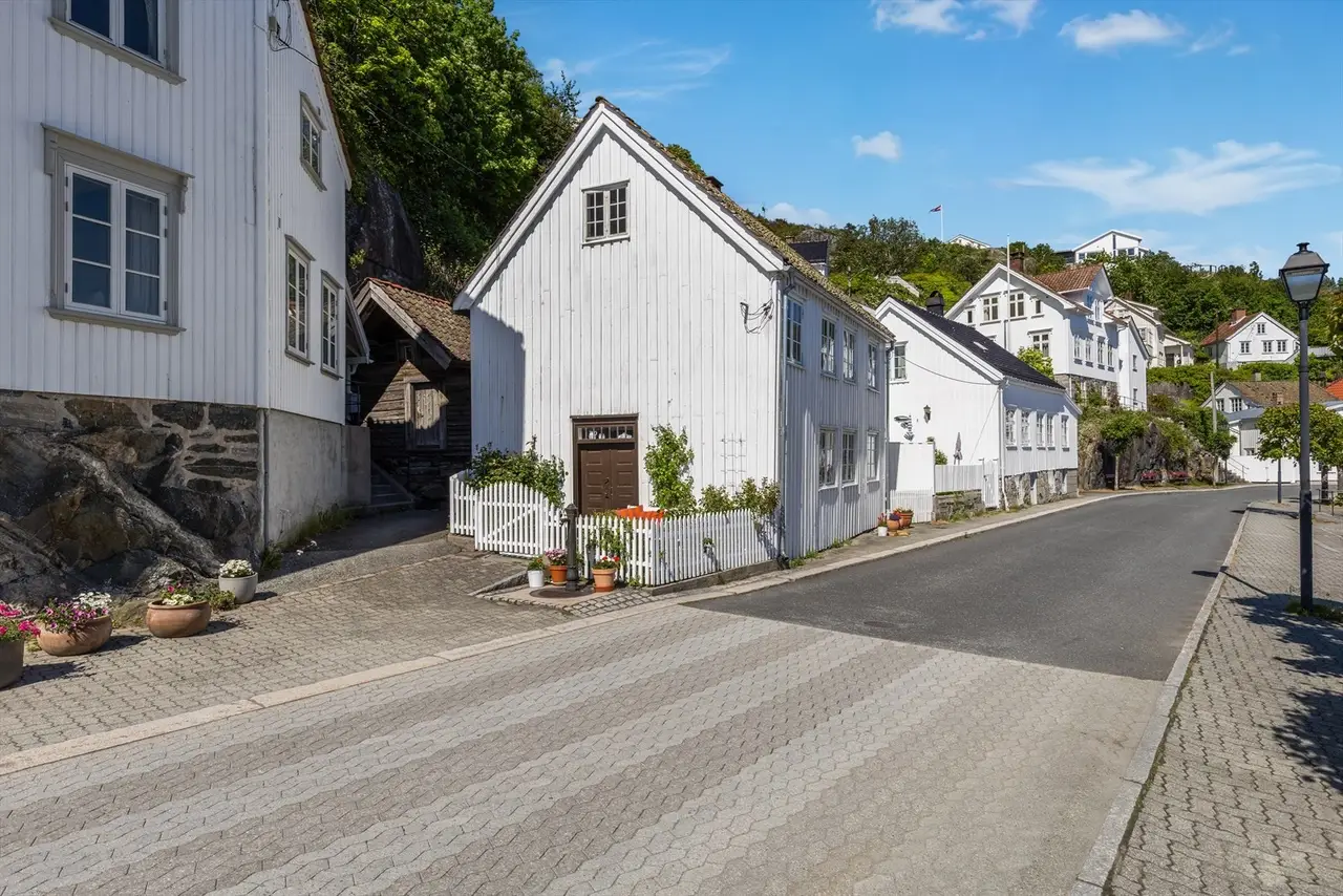 Solsiden 28, Risør